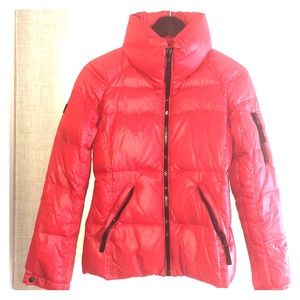 Sam. Puffer jacket in red